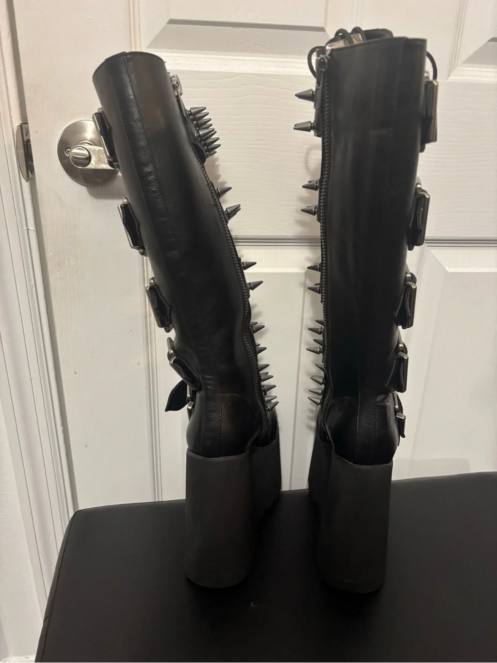 NWOB Dolls Kill / Widow Appetite For Destruction Platform Boots